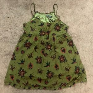 Sourpuss pinup dress. swallows roses hearts. 3xl